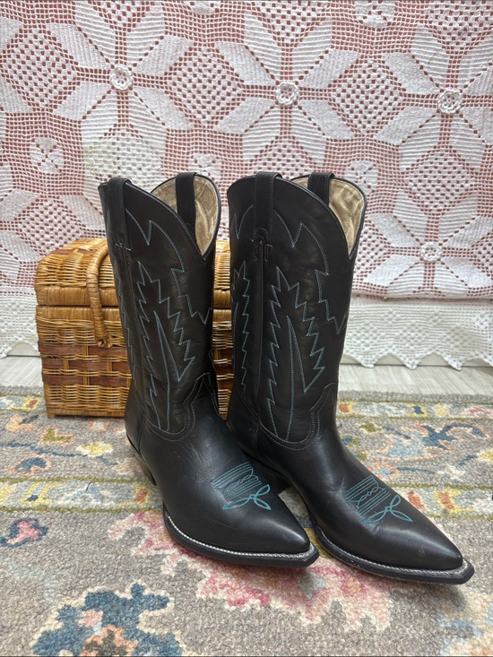Wells Fargo Other - 👻sold👻Wells Fargo Leather Cowboy Boots with Turquoise Stitching